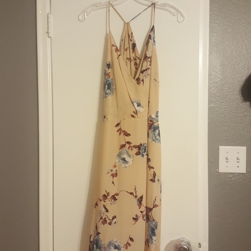 Gorgeous beige dress